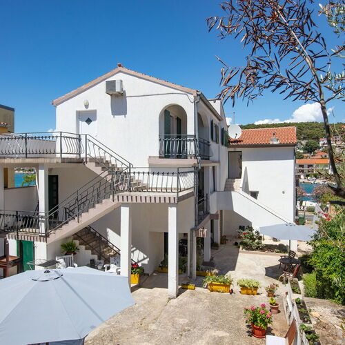 Apartmanok A Tenger Mellett Tisno, Murter - 815 Tisno  3