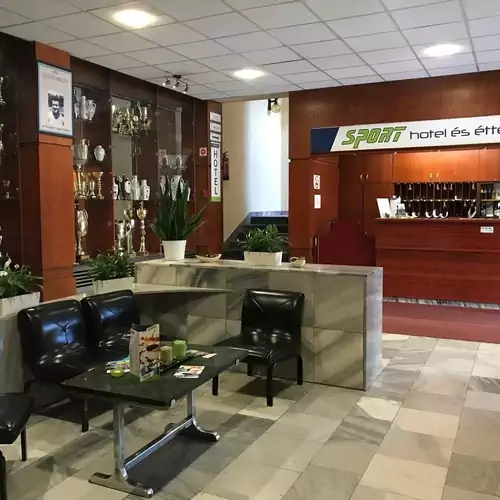 Sport Hotel És Étterem Tatabánya 003 kép