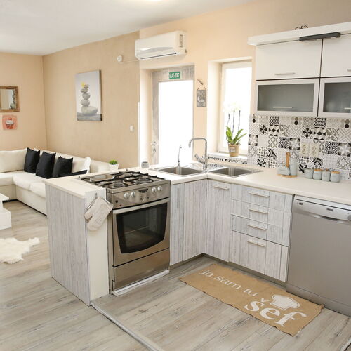 Apartment Tina Vodice  3