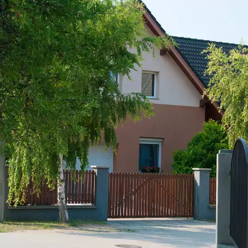 Magnólia Apartmanház Balatonfüred 003 kép