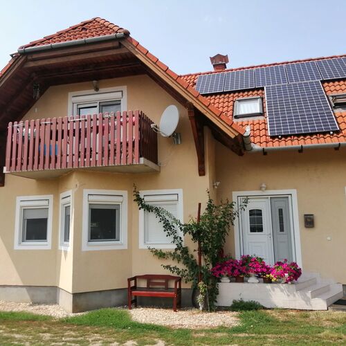 Ezo Apartman Balatonberény