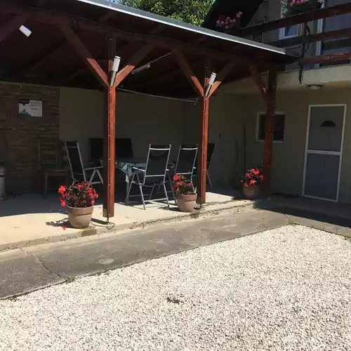 Pusztaszeri Apartmanház Alsóör 006 kép