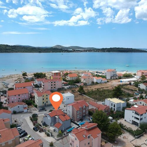 Apartment Lily with pool Srima