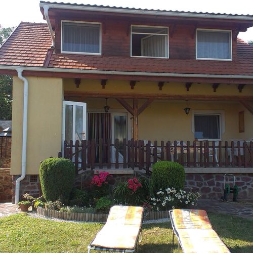 Modern Tetőtéri Apartman Balatonszepezd   3