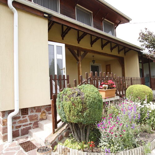 Modern Tetőtéri Apartman Balatonszepezd   4