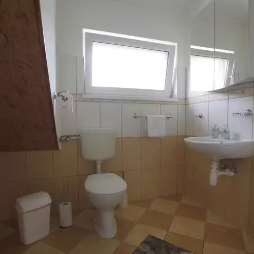 Modern Tetőtéri Apartman Balatonszepezd 012 kép