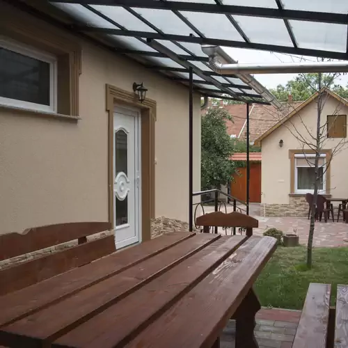 Harmónia Belvárosi Apartmanok Eger 007 kép