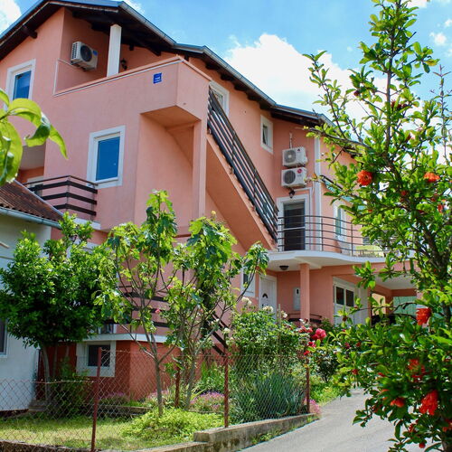 Apartmanok Parkolóhellyel Bilice, Krka - 13545 Bilice  2