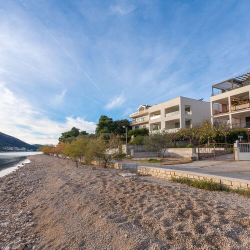 Apartmanok és Szobák A Tenger Mellett Grebastica, Sibenik - 13942 Grebaštica  4