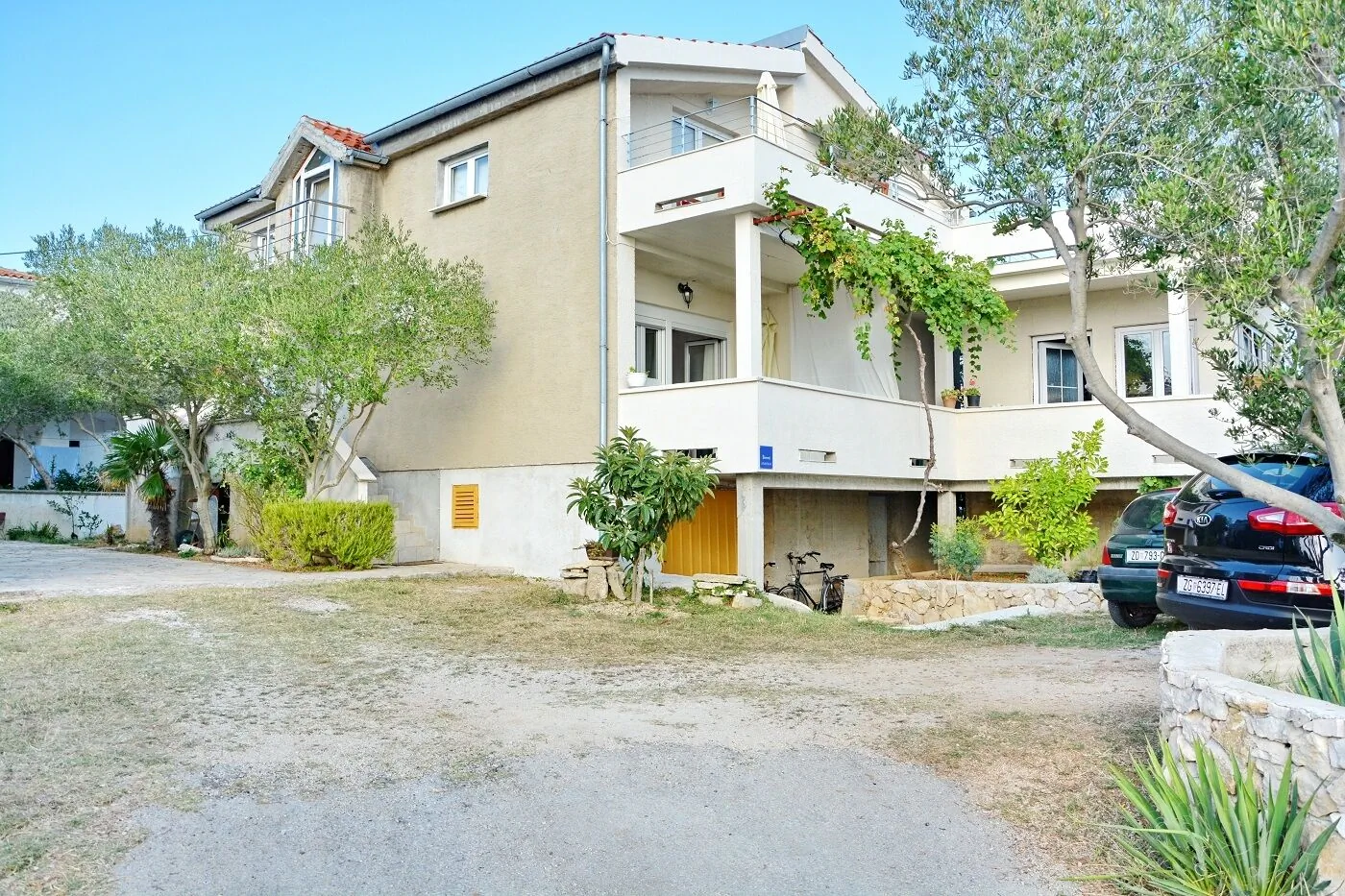 Apartments By The Sea Vrsi - Mulo, Zadar - 12519 Vrsi - Mulo
