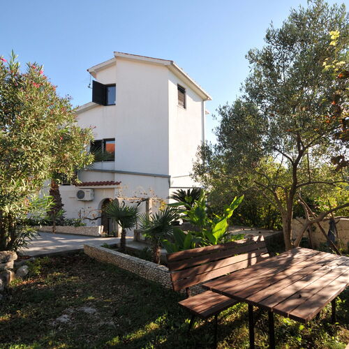 Apartmanok Parkolóhellyel Okrug Donji, Ciovo - 13732 Okrug Donji  2