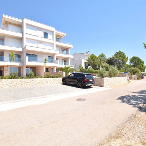 Apartments Branimir Mandre  2