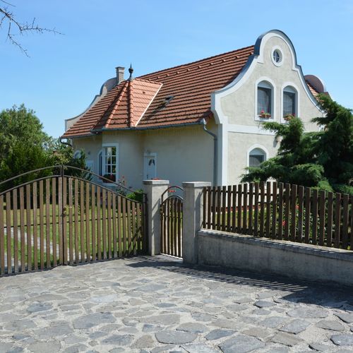 Bujtor Apartman Badacsony  3