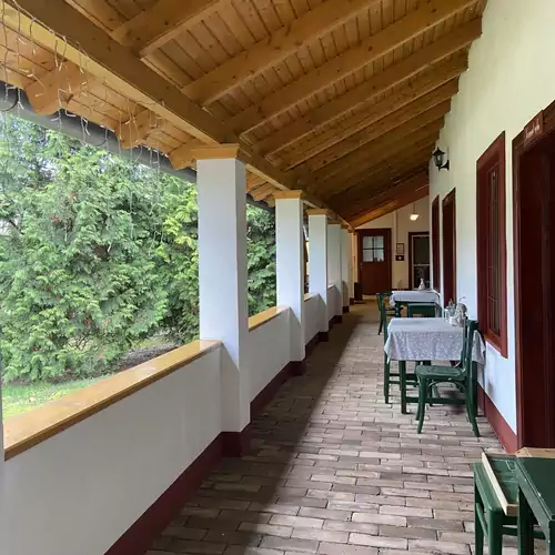 Rigó Vendégház és Rendezvényterem Gyopárosfürdő 021 kép