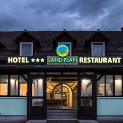 Land Plan Hotel*** & Restaurant Töltéstava