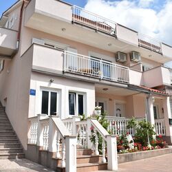 Apartment Green Oasis 1 Malinska