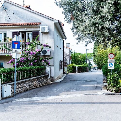 Apartment Bor Malinska  2