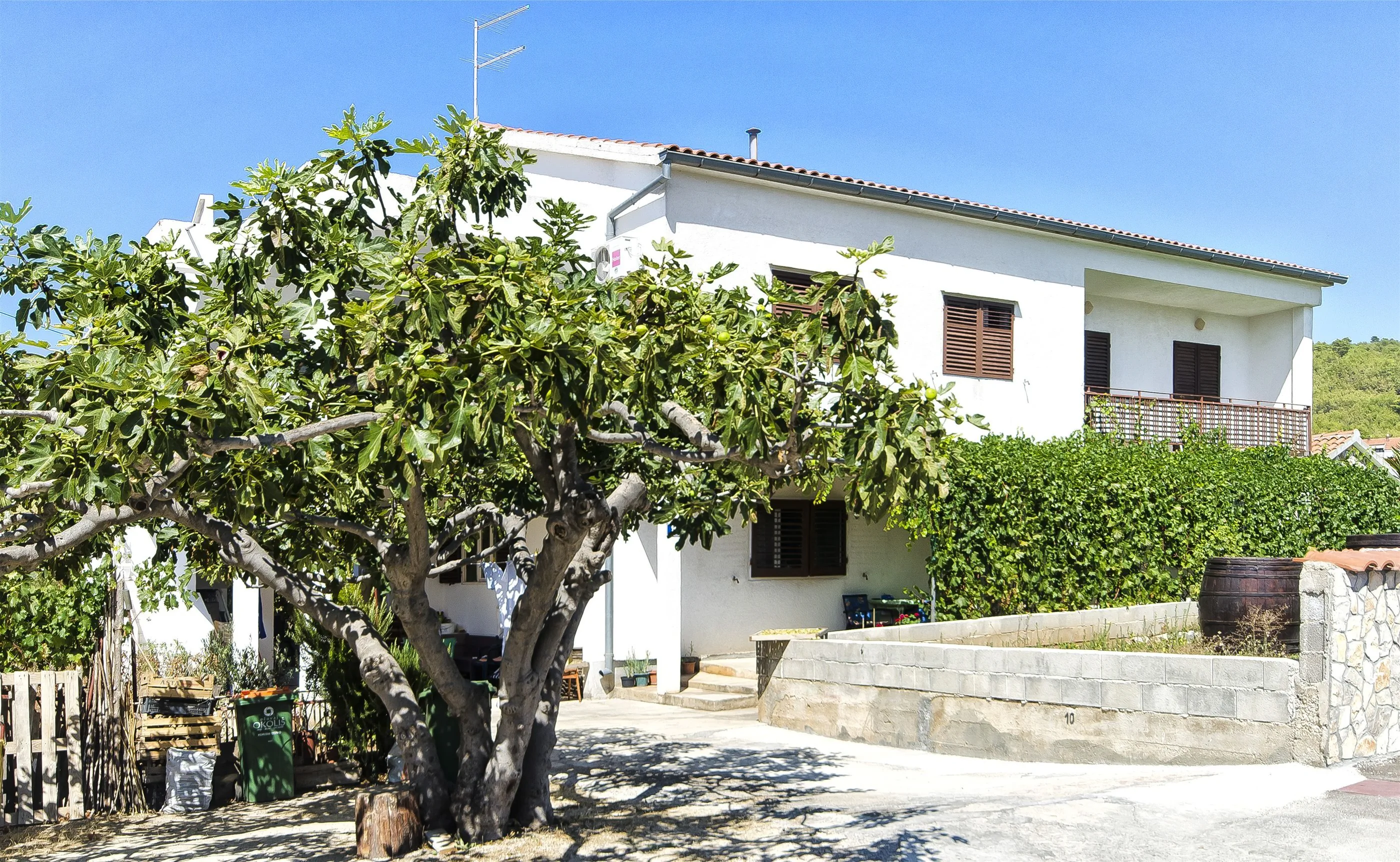 Apartments Smilja Tribunj