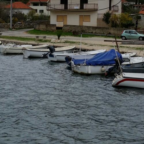 Apartment Orlić Vinisce