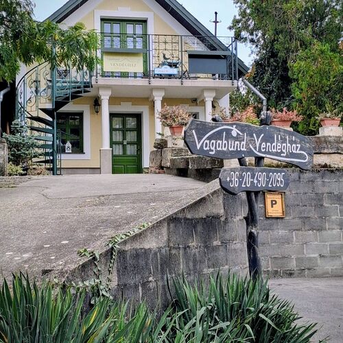 Vagabund Vendégház Etyek