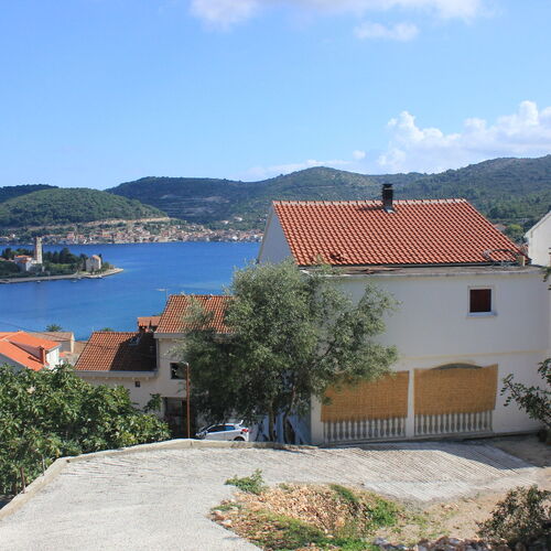 Apartmanok Parkolóhellyel Vis - 8531  4