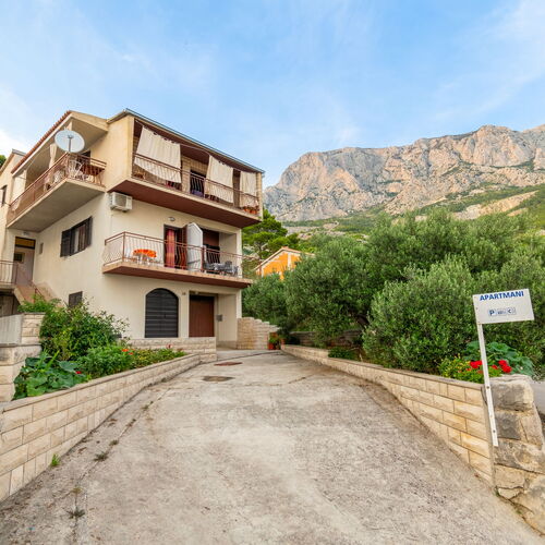 Apartmanok Parkolóhellyel Krvavica, Makarska - 6749 Krvavica  2
