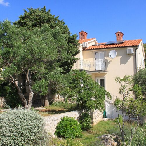 Apartmanok Parkolóhellyel Nerezine, Losinj - 2518 Nerezine
