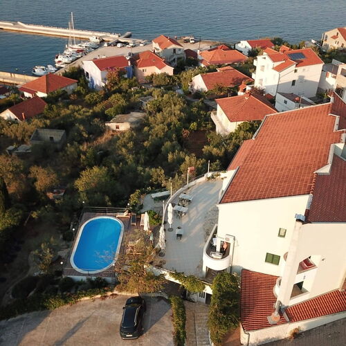 Apartmanok A Tenger Mellett Medencével Kali, Ugljan - 14116 Kali  2