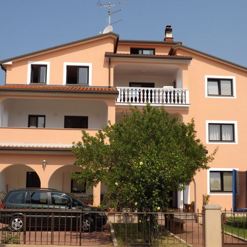 Apartmanok Parkolóhellyel Umag - 6932  3