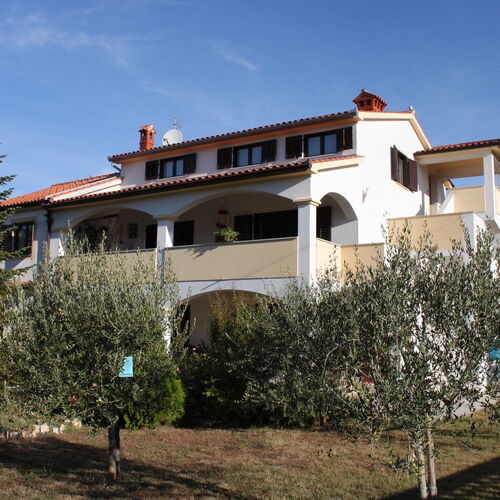 Apartmanok Parkolóhellyel Medulin - 7295  2