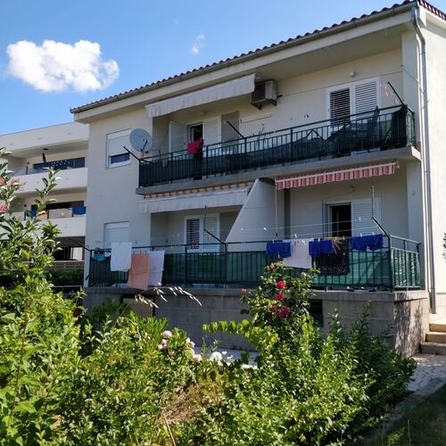 Apartmanok A Tenger Mellett Banjol, Rab - 4965 Banjol