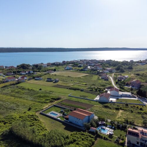 Apartmanok Családok Részére Medencével Ljubac, Zadar - 5831 Ljubač  3