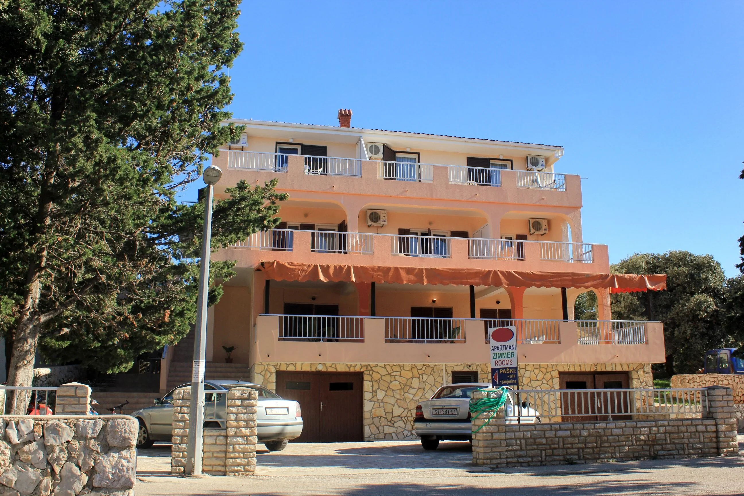 Apartments And Rooms By The Sea Mandre, Pag - 3557 Mandre
