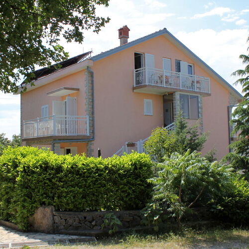 Apartmanok és Szobák Parkolóhellyel Njivice, Krk - 5398 Njivice  3