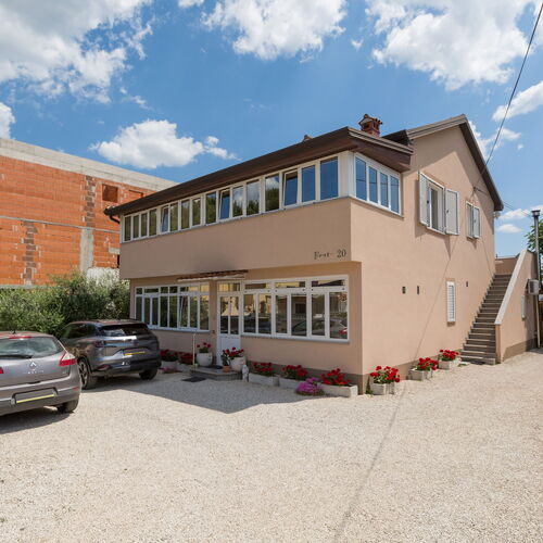 Apartmanok Parkolóhellyel Tar, Porec - 6948 Tar  2