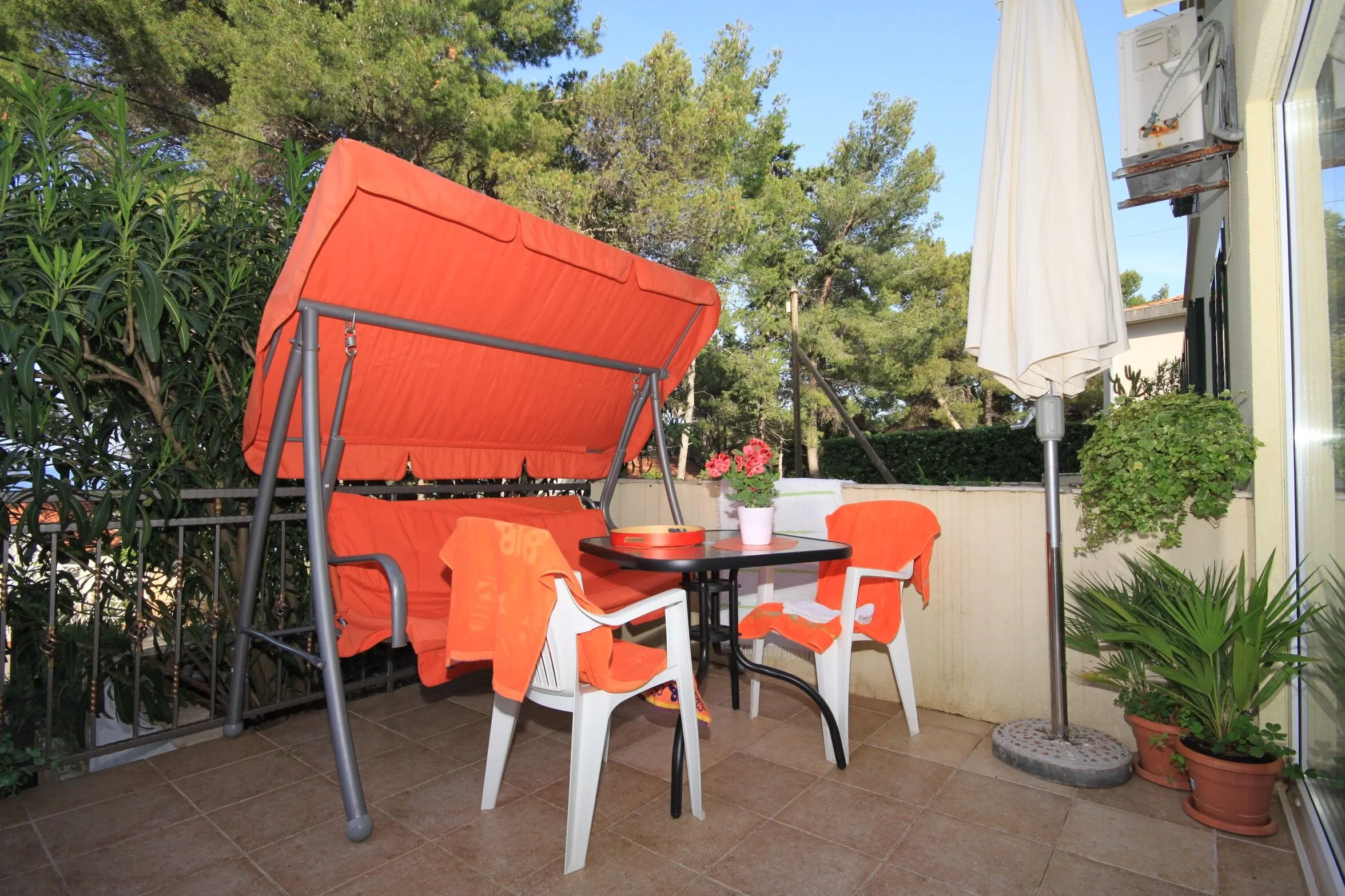 Apartments By The Sea Jelsa, Hvar - 8751 Jelsa