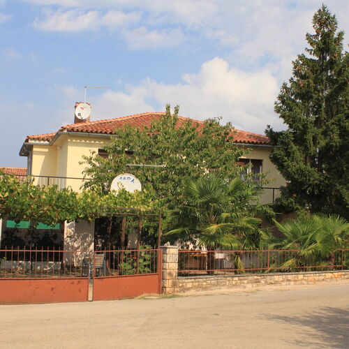 Apartmanok Parkolóhellyel Umag - 6978  2