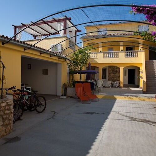 Apartmanok A Tenger Mellett Poljana, Ugljan - 8523 Poljana  2