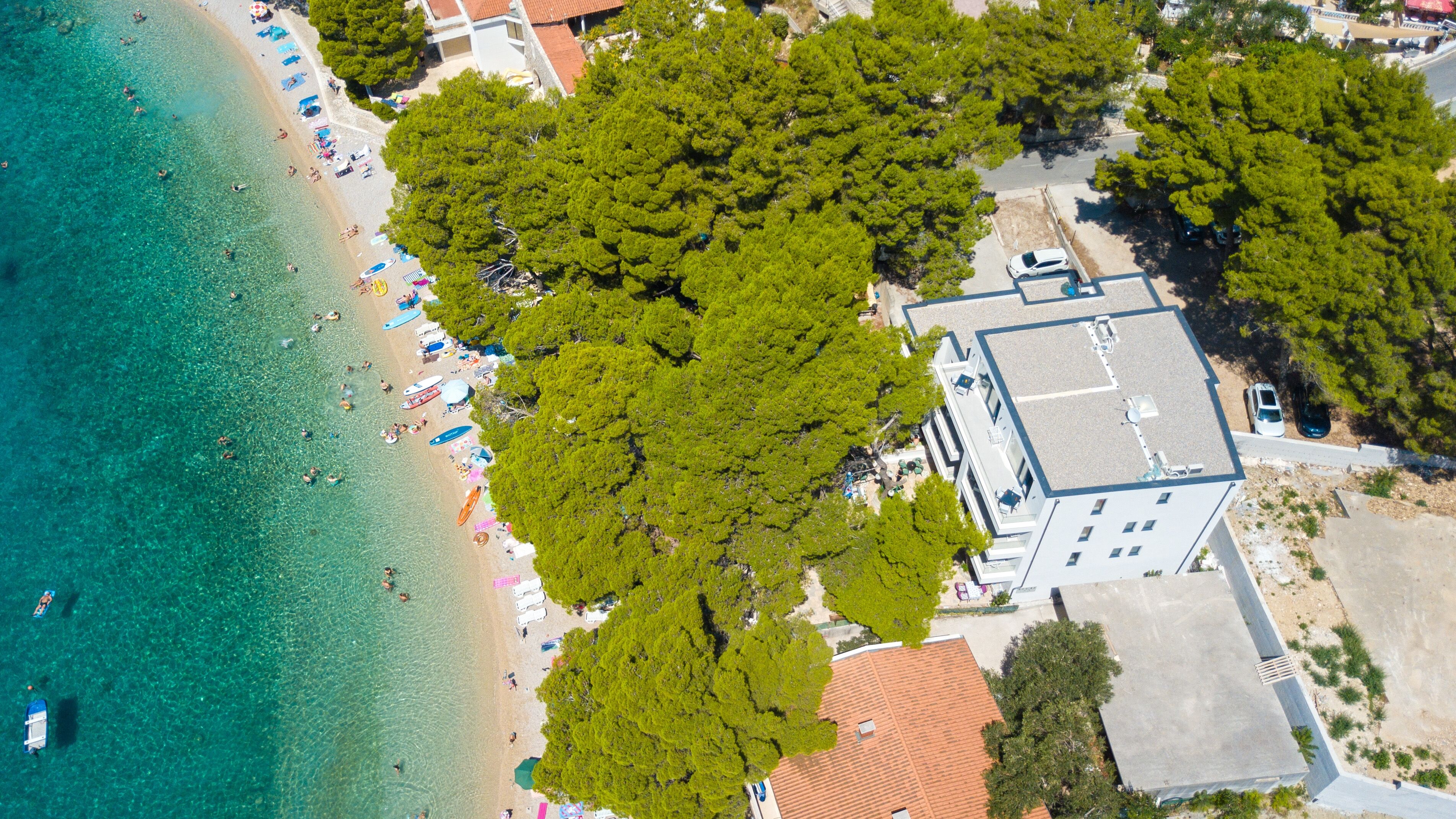 Családi Apartmanok A Tenger Mellett Brela, Makarska - 6007 Brela