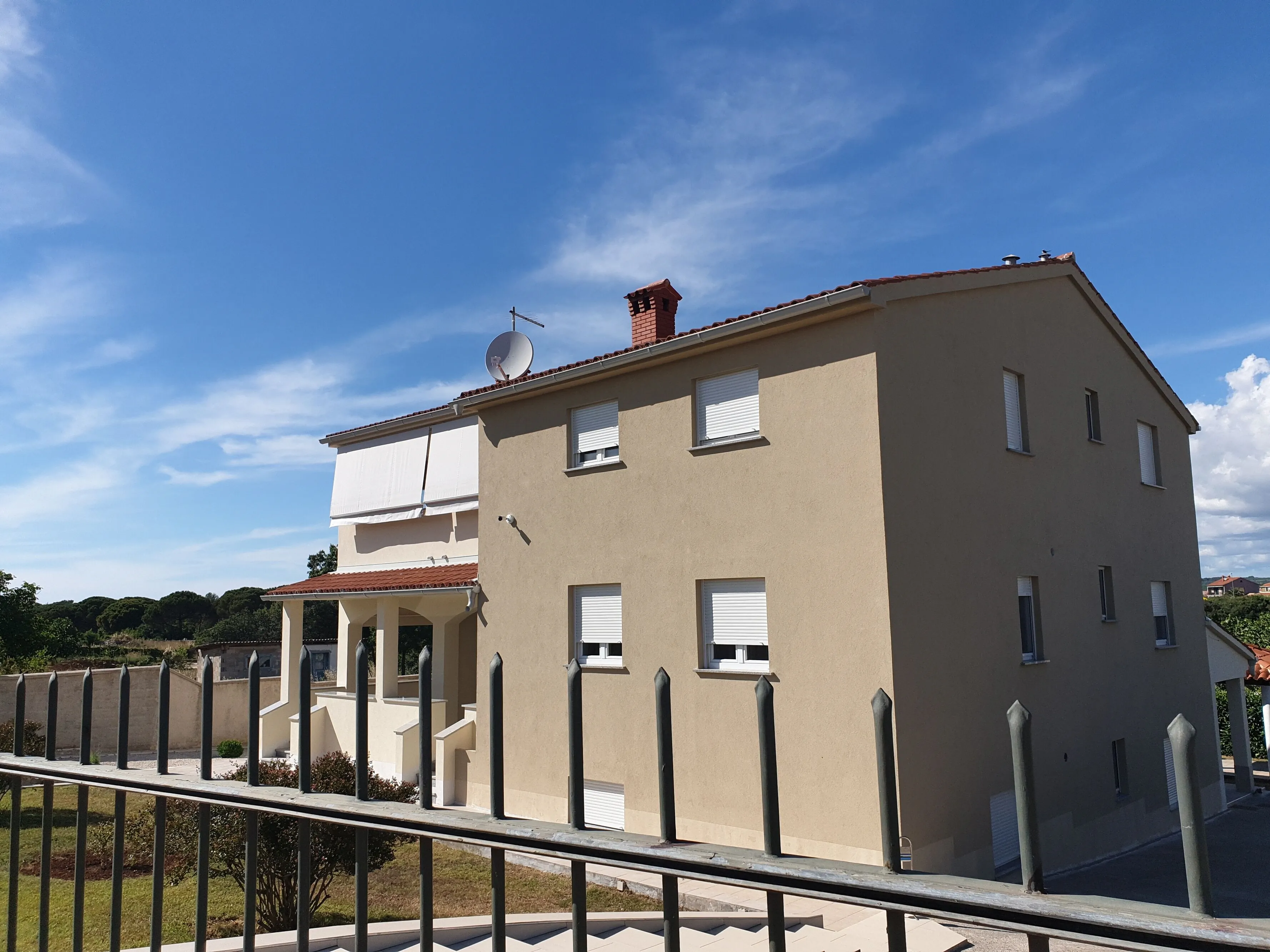 Apartments With Parking Space Valbandon, Fažana - 7296 Valbandon