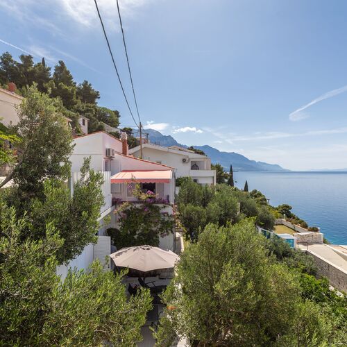 Apartmanok A Tenger Mellett Pisak, Omis - 652 Pisak  2