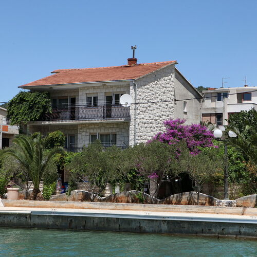 Apartmanok A Tenger Mellett Vinisce, Trogir - 4892 Vinišće  4