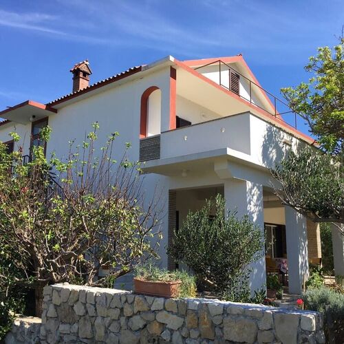 Apartmanok Parkolóhellyel Vlasici, Pag - 4140 Vlašići