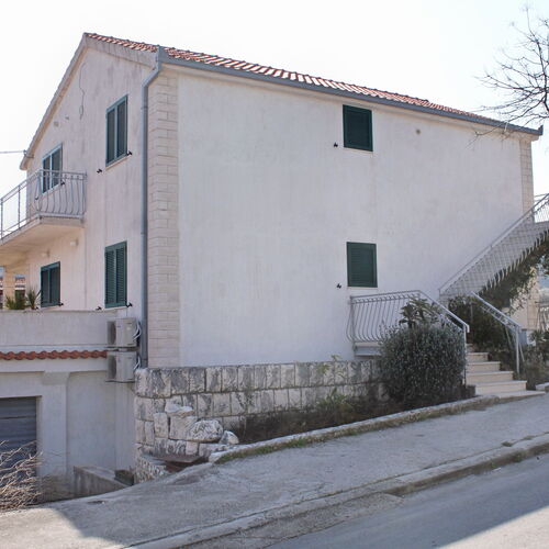 Apartmanok Parkolóhellyel Slatine, Ciovo - 6061 Slatine  3
