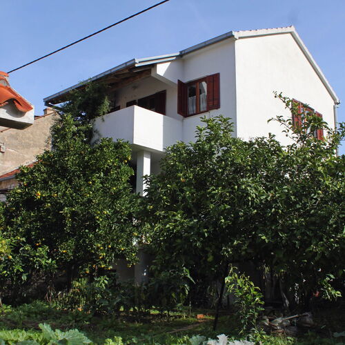 Apartmanok Parkolóhellyel Vis - 2435  2
