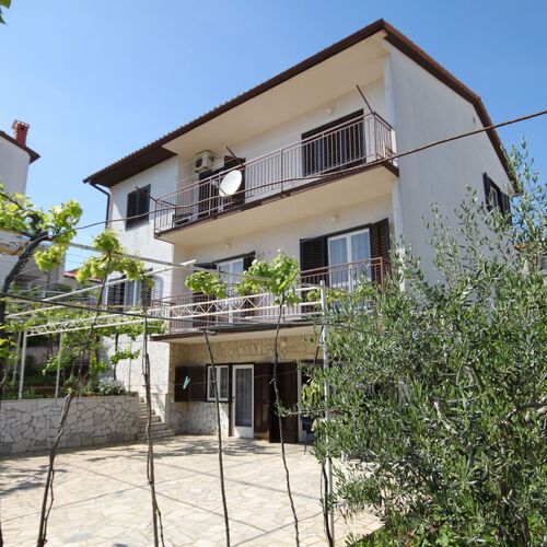 Apartmanok Parkolóhellyel Pula - 7647