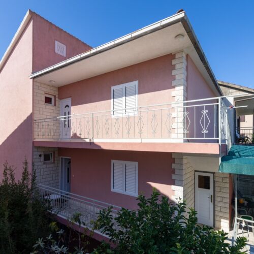 Apartmanok Parkolóhellyel Stari Grad, Hvar - 8726 Stari Grad