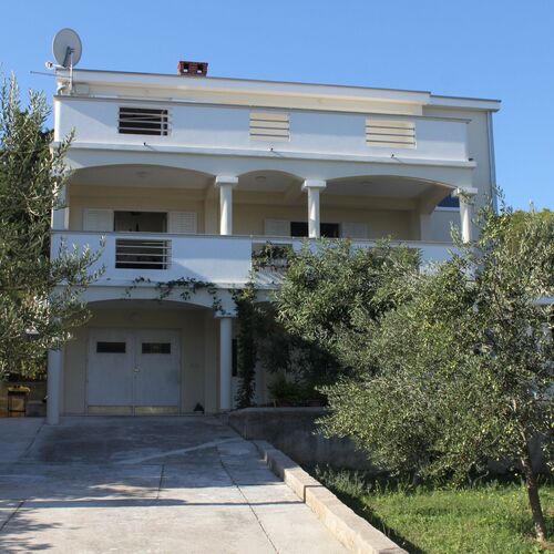 Apartmanok A Tenger Mellett Tkon, Pasman - 8297 Tkon  2