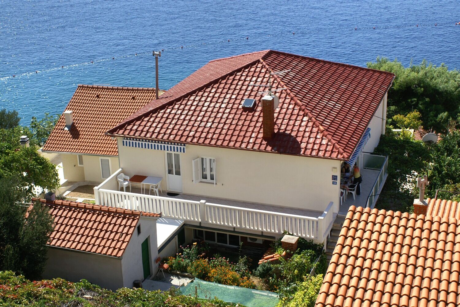 Apartmanok A Tenger Mellett Pisak, Omis - 1004 Pisak