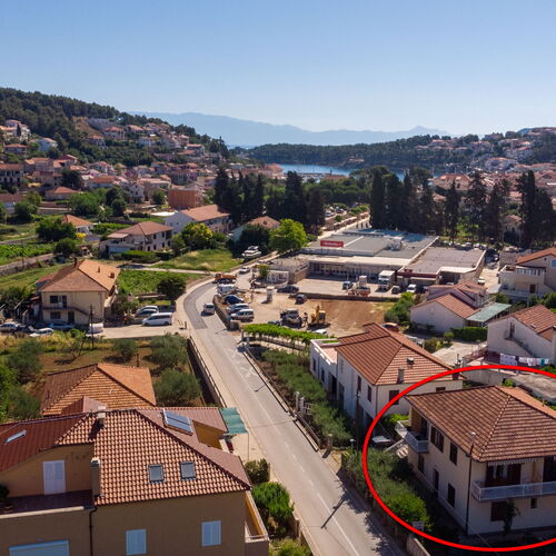 Apartmanok és Szobák Parkolóhellyel Jelsa, Hvar - 4028 Jelsa  2